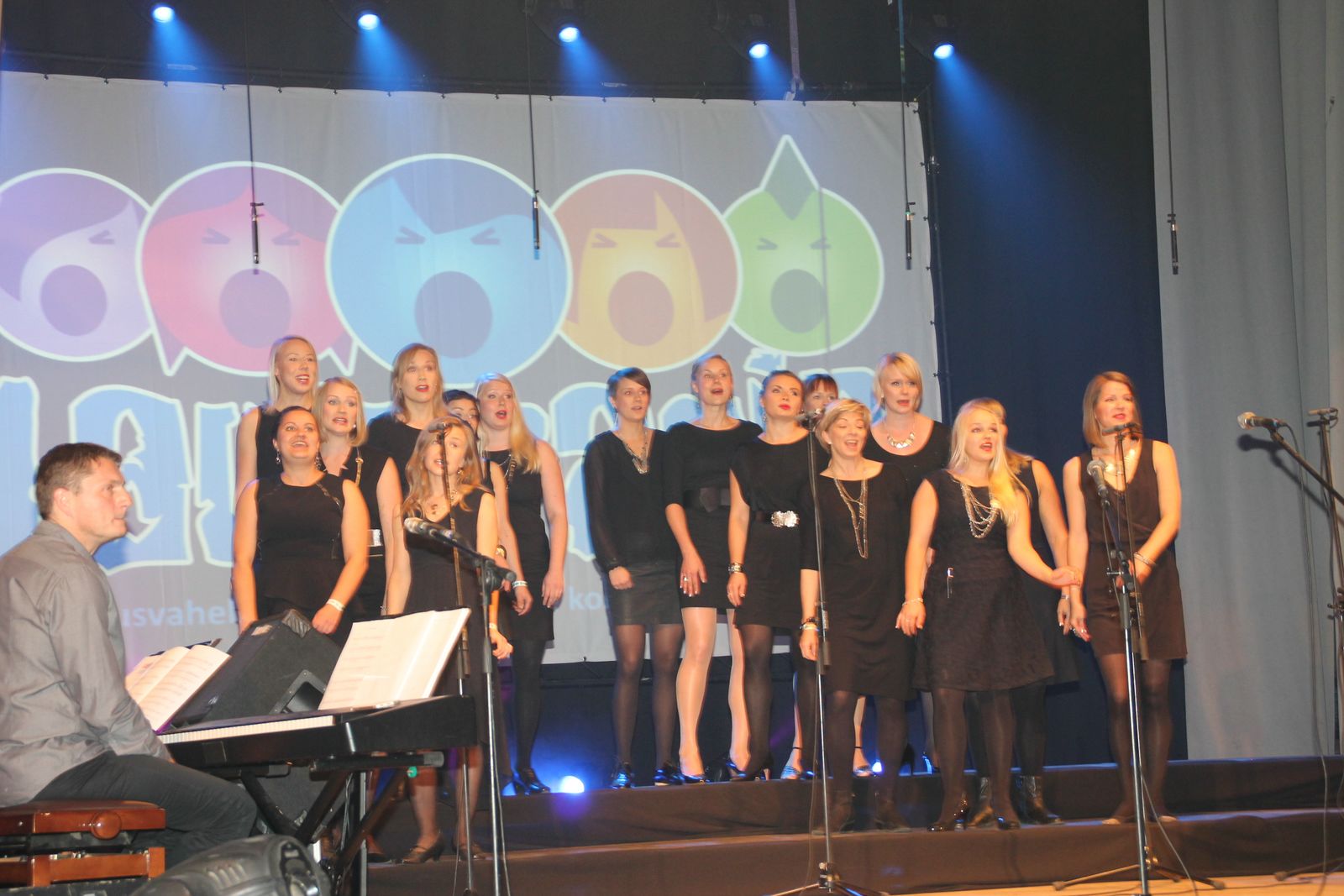 Lauluragin 2015 konkurss
